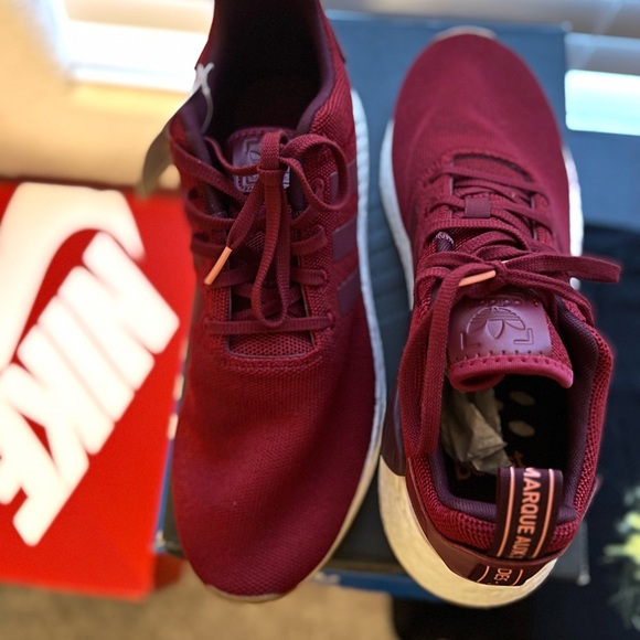 ADIDAS NMD R2 - Picture 3 of 6